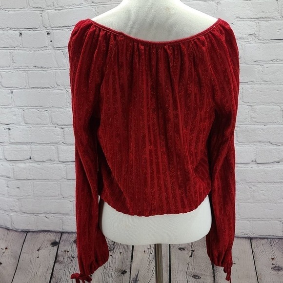 Vintage Red Long Sleeve Tie up crop top - Picture 9 of 13